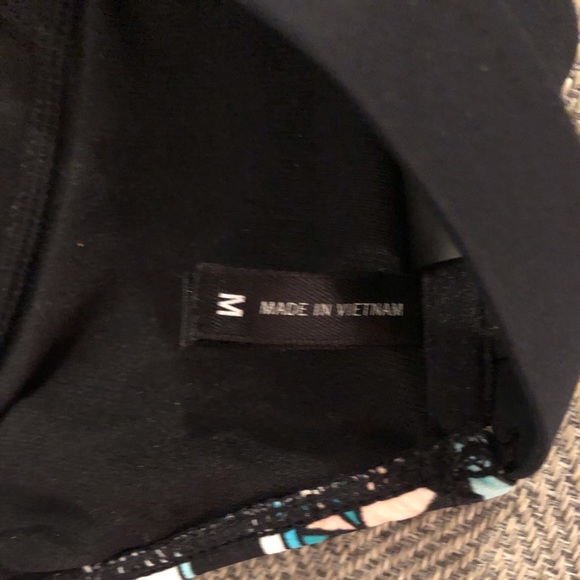 Tribal swim top - Picture 3 of 3